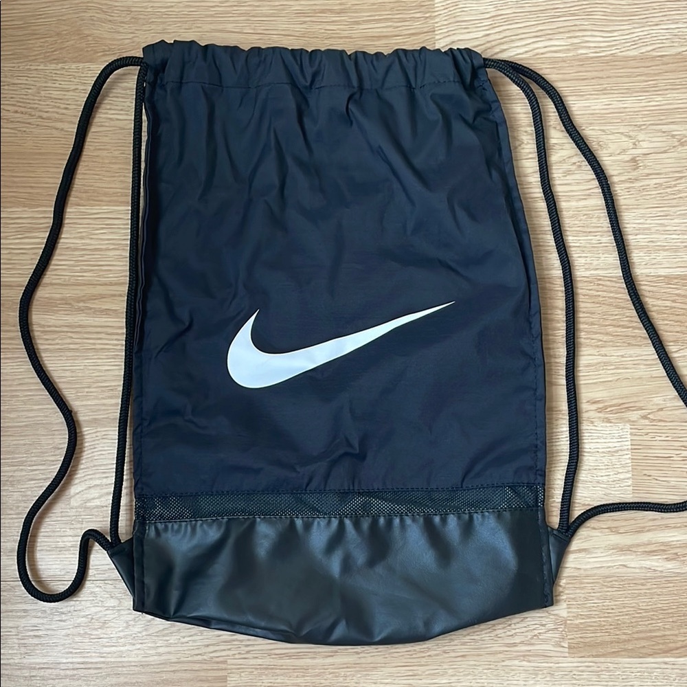 Nike Black Drawstring Bag